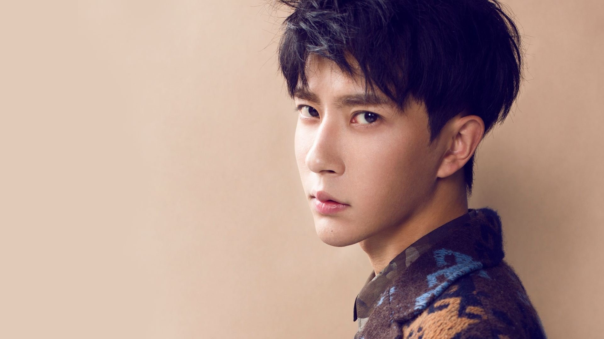 英超冲刺无限：悬念、精彩持续升温！，英超 满场