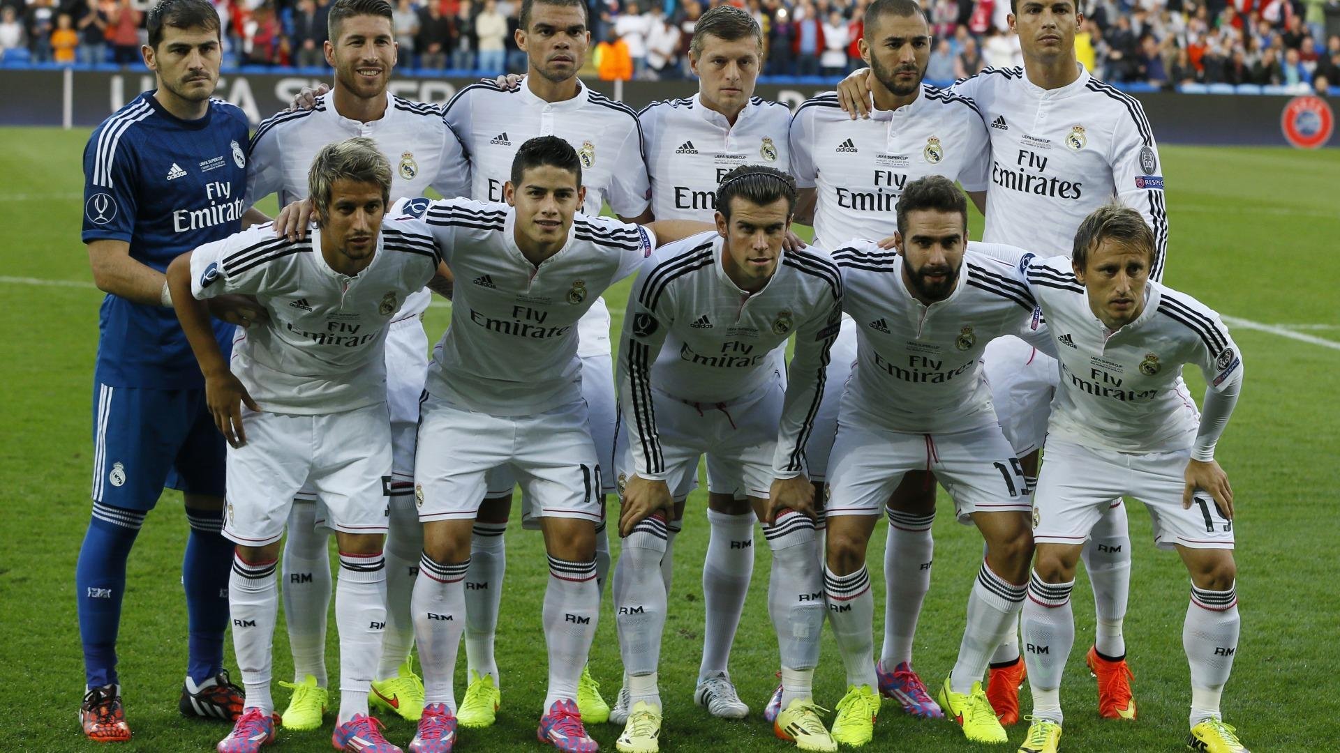 巴萨控球+流动战术：控制全场，赢得比赛主动权，巴萨传控